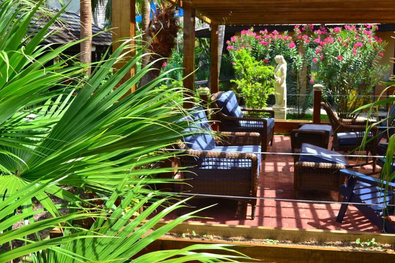Altona Emerald Beach Resort מראה חיצוני תמונה